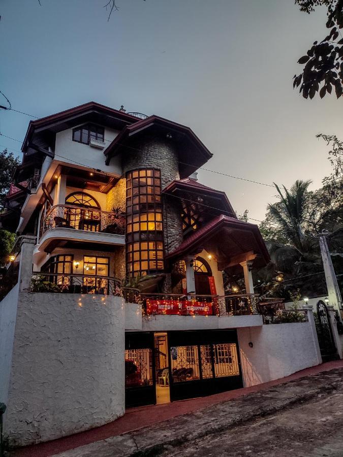 El Castillo Bed And Breakfast Angono Dış mekan fotoğraf