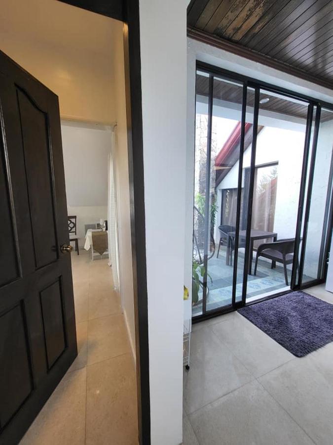 El Castillo Bed And Breakfast Angono Dış mekan fotoğraf