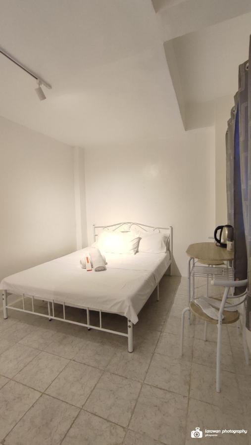 El Castillo Bed And Breakfast Angono Dış mekan fotoğraf