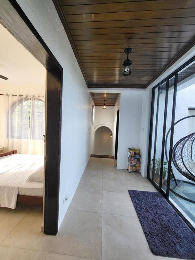 El Castillo Bed And Breakfast Angono Dış mekan fotoğraf