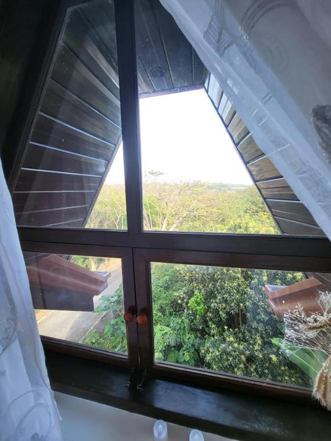 El Castillo Bed And Breakfast Angono Dış mekan fotoğraf